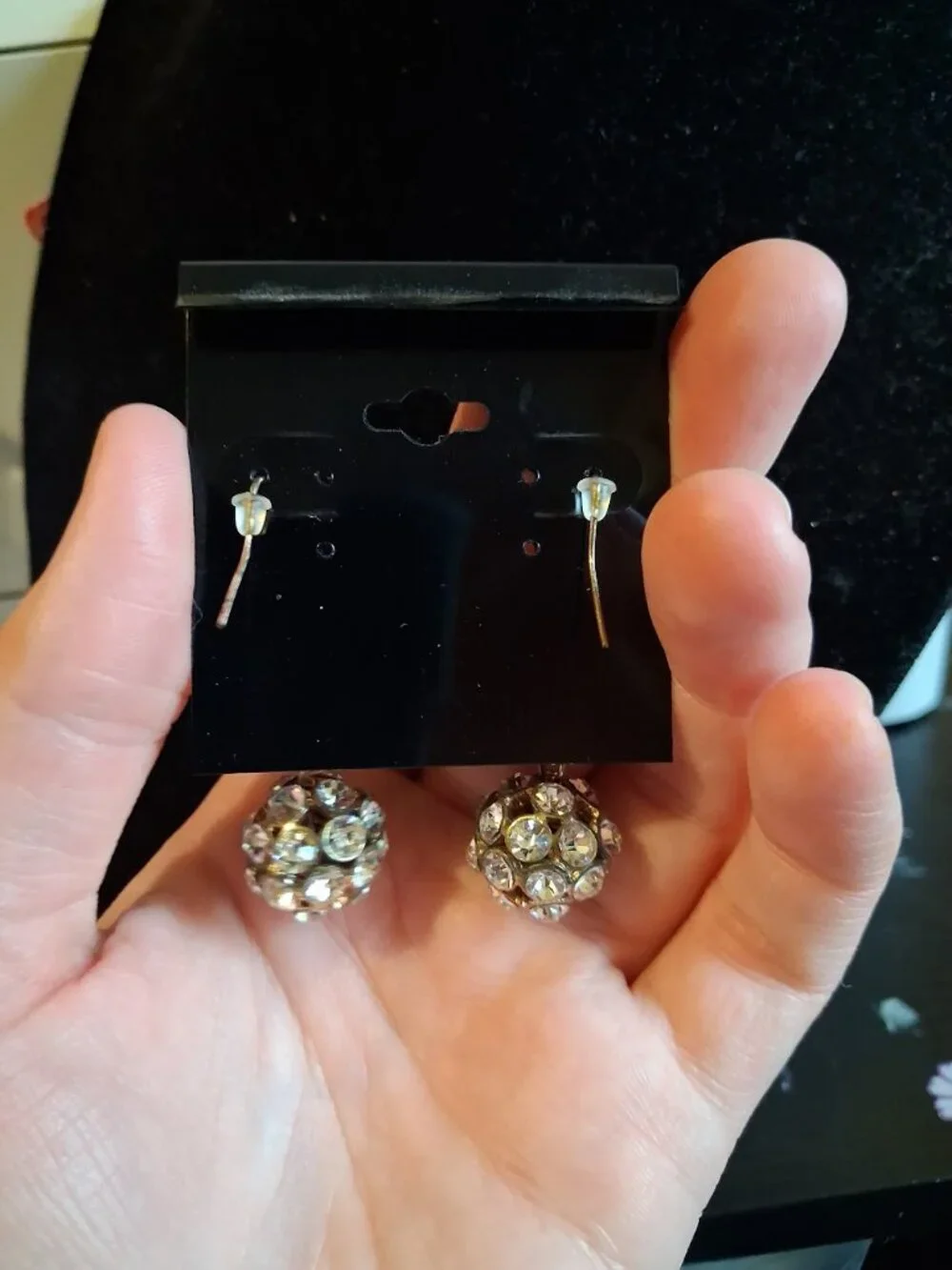 Unique dangle earrings - Picture 2 of 2